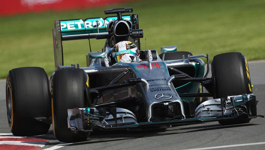 An den Silberpfeilen gibt es jedoch kein Vorbeikommen. Lewis Hamilton entscheidet in beiden Sessions das teaminterne Duell für sich.