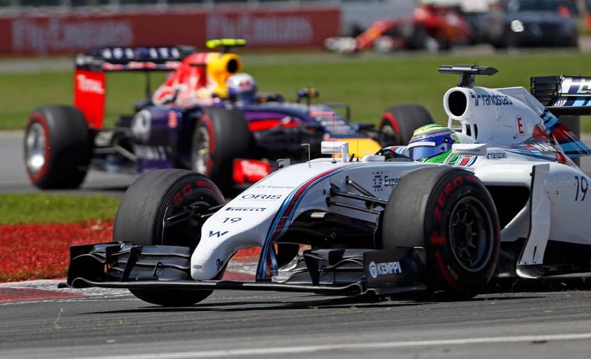 Felipe Massa legt ein starkes Rennen hin und liegt bis zur vorletzten Runde im Spitzenfeld des Klassements.