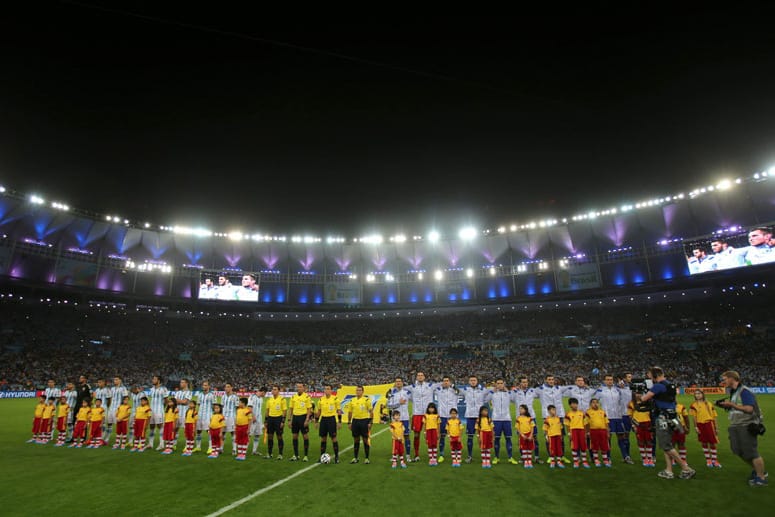 Bühne frei für das Maracana in Rio de Janeiro und die Gruppe F. Der zweimalige Weltmeister Argentinien startet gegen WM-Neuling Bosnien-Herzegowina ins Turnier.