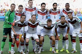 Diese Elf sollen es gegen Ghana richten: Deutschland begann sein zweites WM-Spiel gegen Ghana in derselben Aufstellung wie gegen Portugal.