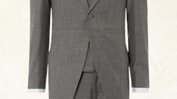 Schon in den Morgen startet ein Gentleman elegant gestylt: Im dreiteiligen Morning Suit von Gieves & Hawkes aus der Londoner Savile Row (um 1400 Euro) wird gepflegt gefrühstückt.