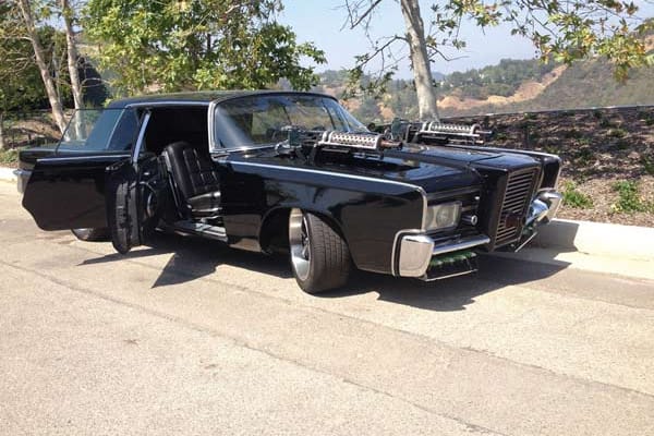 Black Beauty: Das Auto aus dem Actionfilm "The Green Hornet" kommt unter den Hammer.