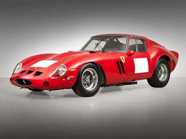 Für den seltenen Ferrari 250 GTO hat ein Autofan in Kalifornien mehr als 38 Millionen Dollar (rund 28 Millionen Euro) gezahlt. Das ist ein neuer Rekord bei Auto-Auktionen. Der vorherige Rekordhalter war ein Mercedes-Silberpfeil Typ W196 (Baujahr 1954), der im Juli 2013 für rund 22,7 Millionen Euro den Besitzer wechselte.