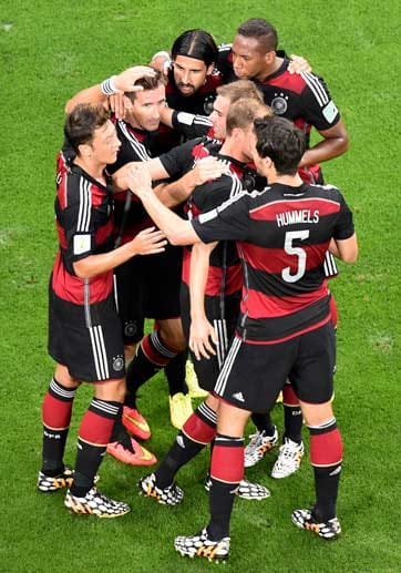 2014 - Sternstunde des deutschen Fußballs: Mit sage und schreibe 7:1 fegt die deutsche Nationalmannschaft über die Selecao hinweg. Und das in einem Weltmeisterschafts-Halbfinale!