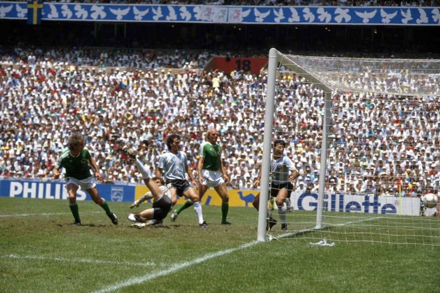 20 Jahre lange treffen Deutschland und Argentinien in keinem wichtigen Spiel mehr aufeinander, doch dann kommt es zum Showdown im WM-Finale 1986 in Mexiko-Stadt.