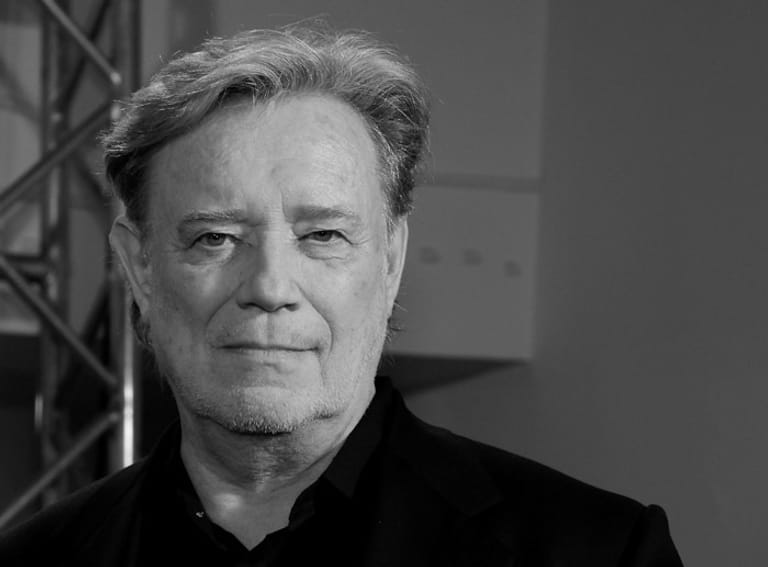 Burgtheater-Schauspieler Gert Voss ist am 13. Juli 2014 im Alter von 72 Jahren nach einer kurzen schweren Krankheit gestorben.