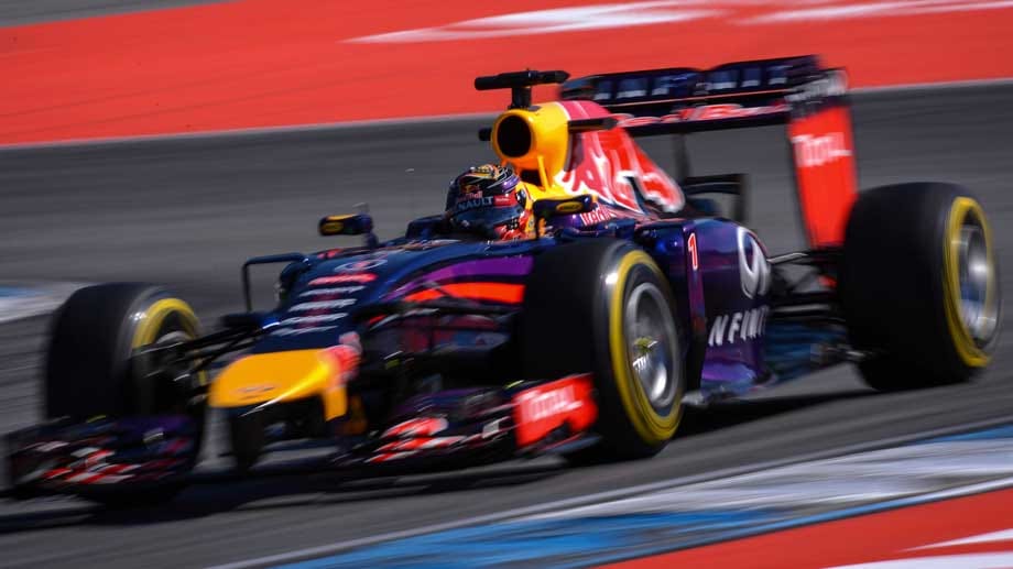 Nicht schnell genug: Weltmeister Sebastian Vettel landete bei den ersten beiden Trainings auf Platz sechs und acht.