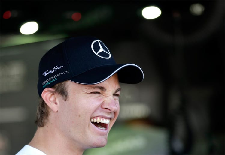 Nico Rosberg hat dagegen gut lachen: Der WM-Führende hat nach zwei starken Trainings die Pole und den Rennsieg im Visier.