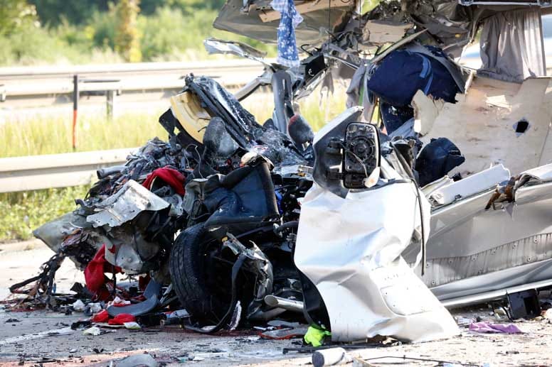 Schwerer Busunfall auf der A4 Schwerer Busunfall auf der A4