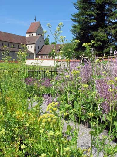 Der Klostergarten Hortulus auf der Insel Reichenau ist eine Nachbildung des historischen Kräutergartens von Walahfrid Strabo.