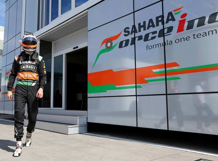 Nico Hülkenberg begibt sich vom Force-India-Motorhome zum ersten freien Training beim Großen Preis von Ungarn.