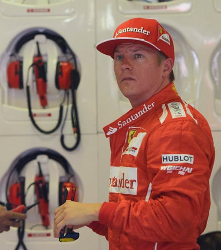 Kimi Räikkönen scheidet nach einem peinlichen Fehler Ferraris in Q1 aus. Sein Gesichtsausdruck zeigt, wie er Platz 17 findet.