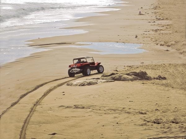 Gebaut, um damit über den Strand und durch Dünen zu heizen: Der Strand Buggy wurde schnell zum Kult-Auto.
