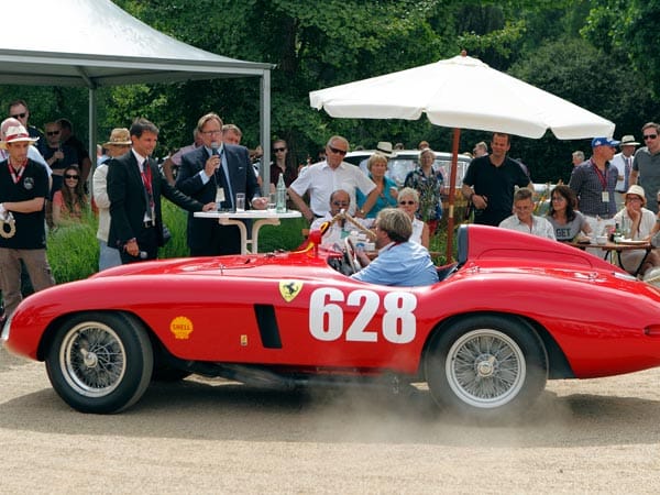 Der Ferrari 750 Monza Scaglietti Spider - Ein Schmuckstück aus dem Hause Ferrari beim Concours d'Elegance.