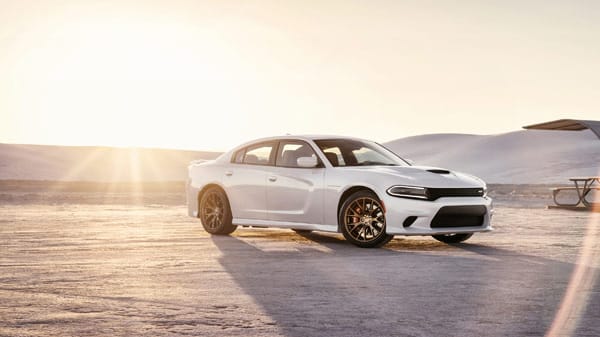 Da kommt Freude auf bei PS-Fanatikern: Dodge hat seinem viertürigen Charger den 717 PS starken Hellcat-Motor verpasst.