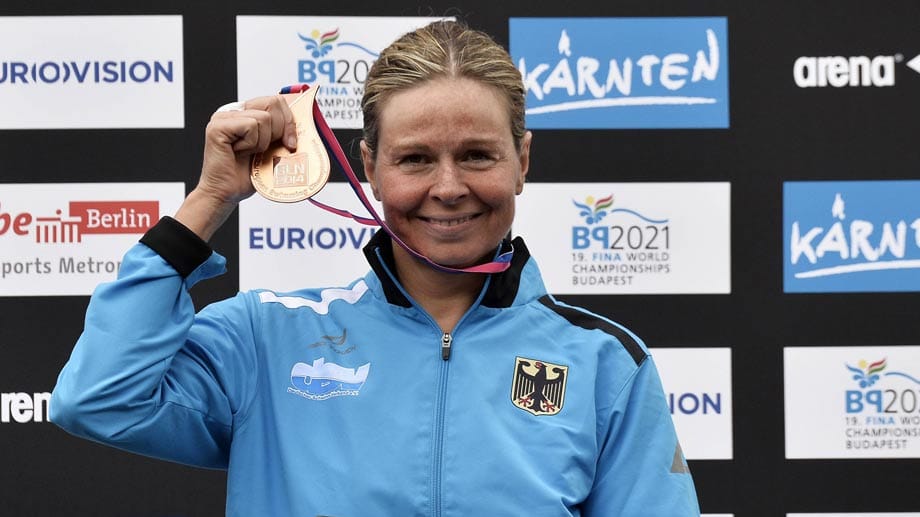 Angela Maurer sorgte für das Highlight aus deutscher Sicht beim letzten EM-Wettbewerb der Langstreckenschwimmer. Sie wurde Dritte über 25 Kilometer. Andreas Waschburger verpasste im gleichen Rennen bei den Männern das Podest um nur 1,6 Sekunden als Vierter.