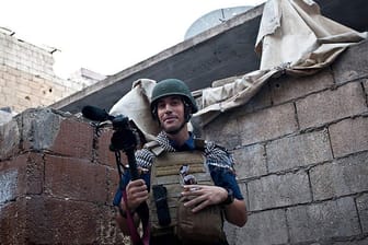 Der US-Journalist James Foley im November 2012 in der umkämpften syrischen Stadt Aleppo. IS-Milizen haben den Fotografen brutal ermordet.