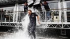 Zuvor hat Red-Bull-Teamchef Christian Horner seine "Ice Bucket Challenge" absolviert.