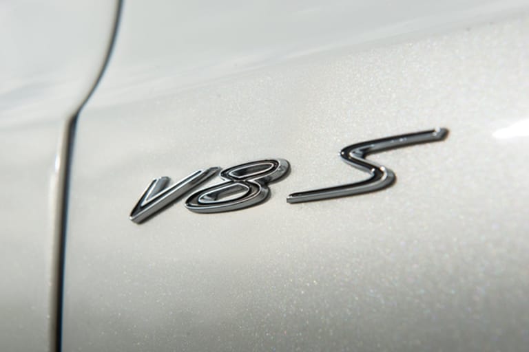 Das "S" steht – wie zu vermuten war – für die besonders sportliche Version unter den Bentley-Achtzylindern.
