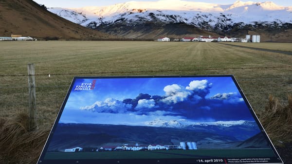 Auch wenn ihn kaum jemand auszusprechen vermag: Der Eyjafjallajökull auf Island hat es zu Weltruhm gebracht, als er nach seinem Ausbruch im April 2010 eine Woche lang den gesamten europäischen Luftverkehr lahm legte.