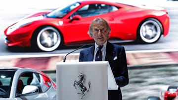 Das war es dann: di Montezemolo war eine automobile Ikone. In Kürze tritt er von seinem Posten bei Ferrari ab. Wir zeigen Ihnen die besten Ferrari-Modelle die unter seiner Führung entstanden sind. Viel Spaß!