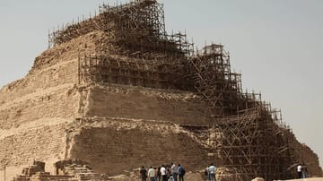 Mit einem Alter von 4600 Jahren ist die Djoser-Pyramide das älteste Monumentalbauwerk Ägyptens.