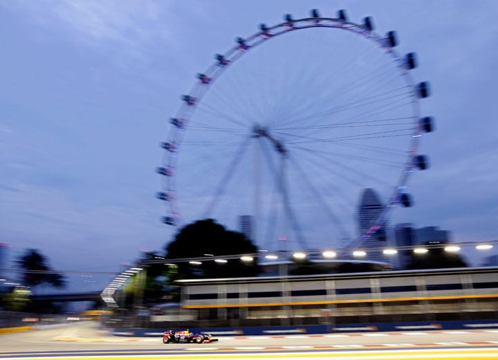Grand-Prix-Samstag in Singapur: Sebastian Vettels Red Bull läuft im Gegensatz zum Vortag einwandfrei.