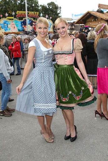 Süße Blondinen: Isabel Edvardsson und Tina Kaiser.
