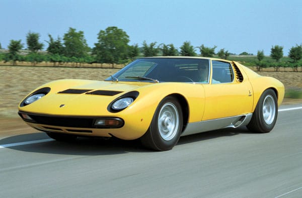Den Durchbruch schaffte die heute längst etablierte Sportwagenschmiede Lamborghini im Jahr 1966 mit dem Miura.