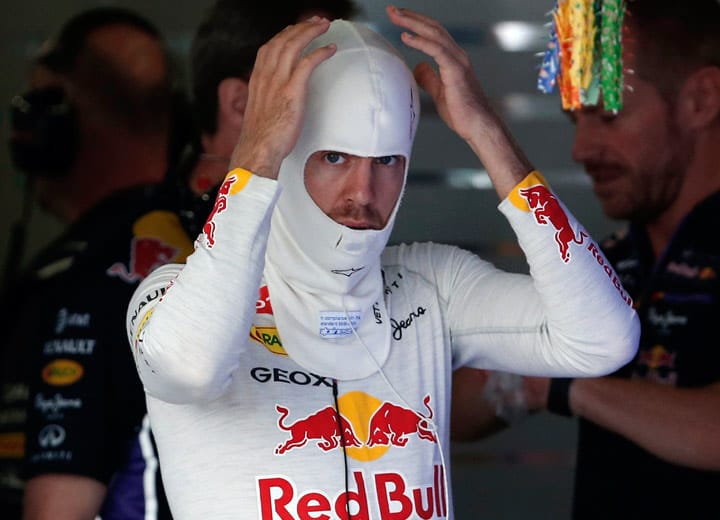 Vor der Saison 2014 werden viele Regeln geändert. Damit kommen Red Bull und Vettel nicht zurecht. Das Auto ist nicht siegfähig. Bis zum 14. Saisonrennen gelingt ihm kein Sieg.