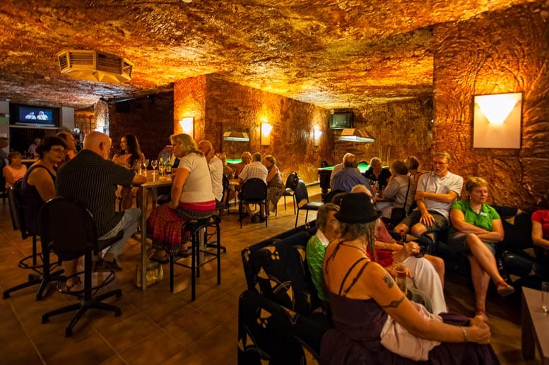 Desert Cave Hotel (Outback, Australien): Das Untergrund-Hotel ist teilweise in den Höhlen einer alten Mine erbaut worden.