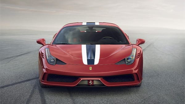 Der Ferrari 458 Speciale feierte auf der Internationalen Automobilausstellung in Frankfurt am Main im September 2013 seine Premiere.