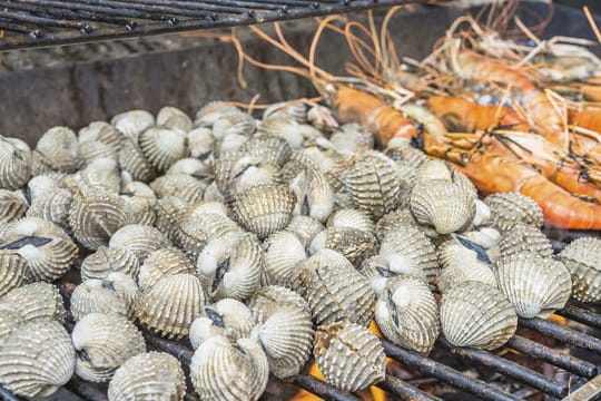 Muscheln und Garnelen gelingen auch auf dem Grill