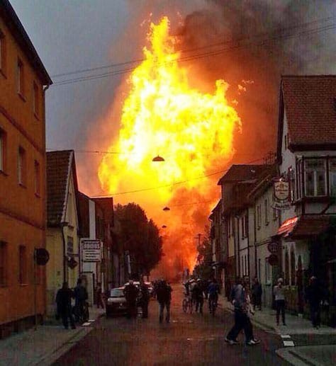 Eine schwere Gasexplosion hat den Ludwigshafener Stadtteil Oppau erschüttert.