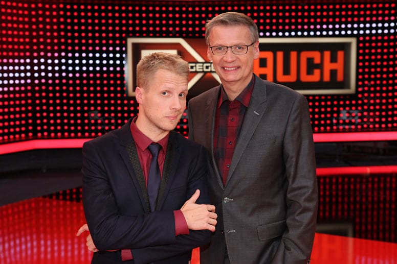In der Sendung "5 gegen Jauch" kippten Oliver Pocher und Günther Jauch Hochprozentiges.