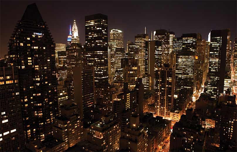 Pulsierend, dynamisch und niemals verschlafen: New York bei Nacht.