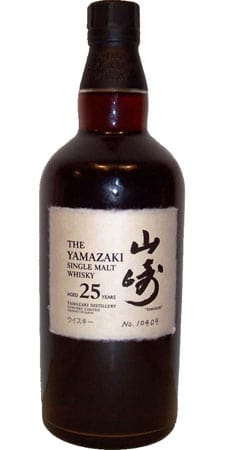 2012 schließlich schafft der Yamazaki 25 den Sprung auf den Weltmeister-Thron. Auch diesen Tropfen haben wir in Deutschland nicht mehr entdeckt. Online liegt der Preis bei etwa 885 Euro - falls man eine Flasche ergattern kann.