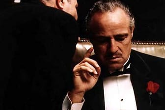 Die Filme der berühmten Mafia-Trilogie "Der Pate" gelten als Ikonen der Kinohistorie. Dazu trug nicht zuletzt Marlon Brando bei, der den Mafia-Boss Don Vito Corleone auf unnachahmliche Weise verkörperte.