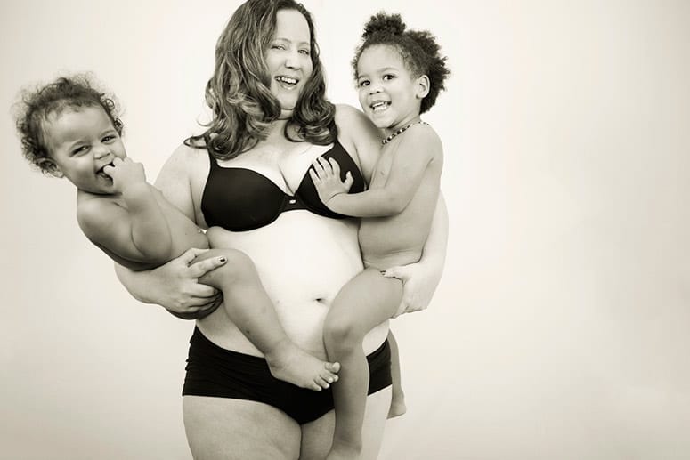 Jessica Durocher und ihre Töchter Ariella (2) und Isabelle (16 Monate). Jessica wurde wieder schwanger, als Ariella gerade einmal drei Monate alt war.