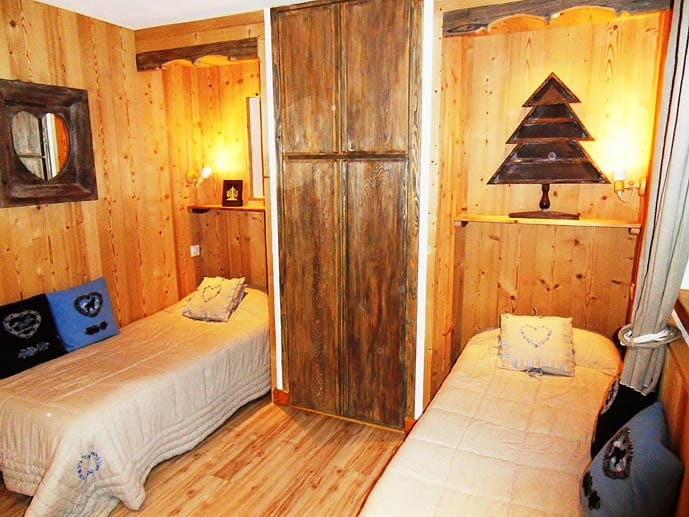 Das "Chalet La Fugue" in den französischen Alpen verfügt über sechs Schlafzimmer. Ist somit für größere Gruppen und Familien ideal.