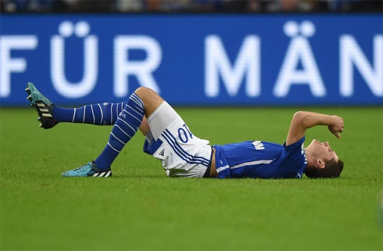 Schalkes Jungstar Julian Draxler muss wegen eines Sehnenteilrisses noch einen Monat pausieren. Joel Matip, der sich im November einen Fußbruch zuzog und Sead Kolasinac, der seit dem ersten Spieltag mit seinem Kreuzbandriss zu kämpfen hat, setzen ihre Reha fort.