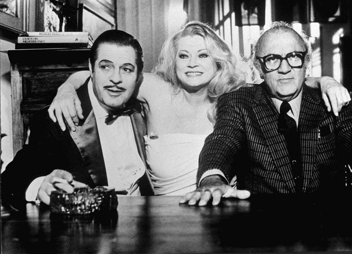 Anita Ekberg im Jahr 1987 mit ihrem Filmpartner Marcello Mastroianni (links) aus "La Dolce Vita" und dem Regisseur Frederico Fellini.