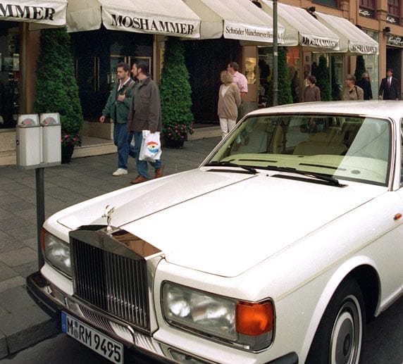 Moshammers drei Rolls-Royce-Karossen wurden nach seinem Tod zu Gunsten der Obdachlosen-Hilfe versteigert.