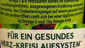 Bei 22 Lebensmitteln wurde der von der EU erlaubte Wortlaut stark verändert. So verwendet Unilever auf dem Becel Omega-3 Pflanzenöl die Behauptung "Für ein gesundes Herz-Kreislauf-System". Offiziell erlaubt ist aber nur: "EPA und DHA tragen zu einer normalen Herzfunktion bei".