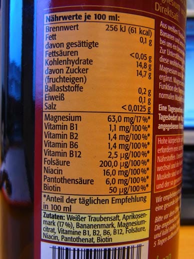 Auch Rabenhorst verspricht mehr, als das Produkt halten kann. "Zur Unterstützung von Nerven und Muskeln durch Magnesium und die 8 Vitamine des B-Komplexes ergänzt", wirbt der Vitesse-Saft.