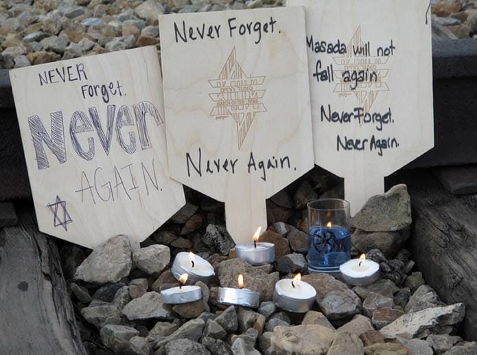 "Never again" - niemals wieder: In Auschwitz wird den Opfern der nationalsozialistischen Diktatur gedacht.