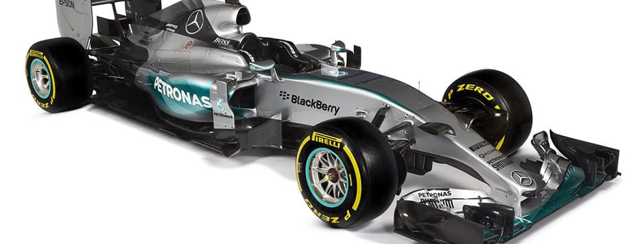 Schon vor ein paar Tagen saß Nico Rosberg bei Werbeaufnahmen im neuen Silberpfeil. Sein erster Eindruck: "Ein Hammer-Gefühl".