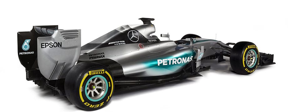 Viele Neuerungen im Vergleich zum Vorgängermodell sind beim F1 W06 äußerlich nicht zu erkennen. "Aber unter der Haube hat sich eine Menge geändert", sagt Mercedes-Technikchef Paddy Lowe.