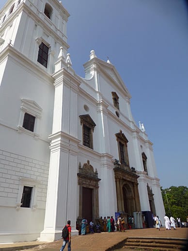 Eine ganz besondere Sehenwürdigkeit ist die Old Goa Sé Kathedrale.