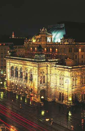 Die Wiener Staatsoper ist unbestritten eines der imposantesten und bedeutendsten Opernhäuser der Welt.